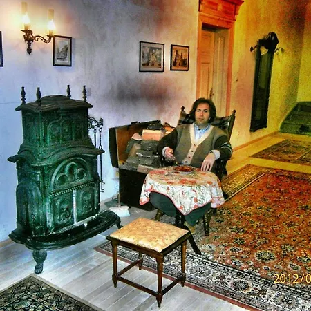 Retro - 19th Century 3*