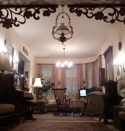 Retro - 19th Century Konukevi 3*