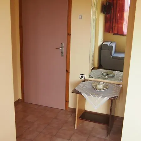 Retro - 19th Century 3*