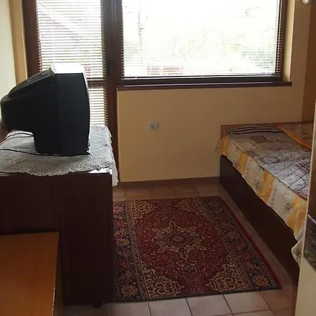 Retro - 19th Century Guest house Balchik