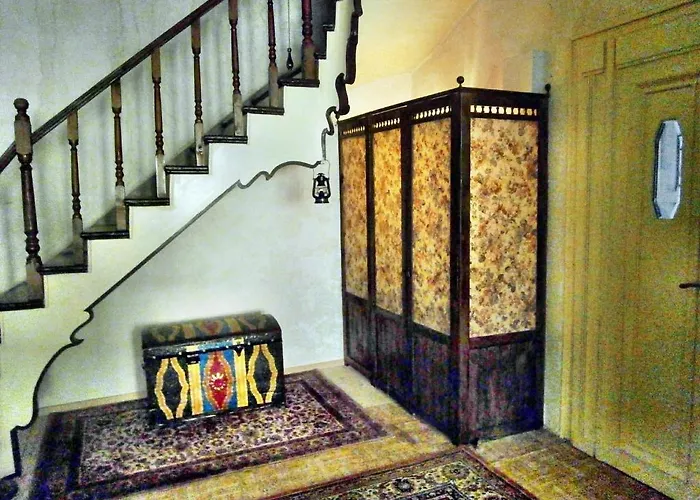 Gerry Guest house 3*